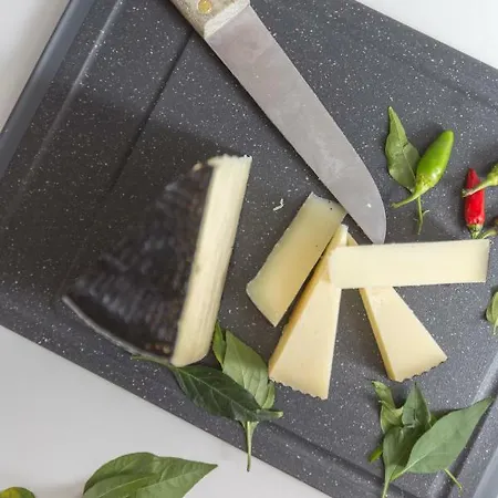 Eudaimonia Apartment *